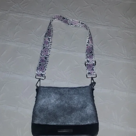 Montana West Bag - Picture 1 of 14